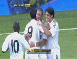 Benzema celebra su segundo gol